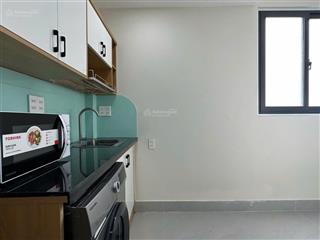 Penthouse full nội thất ban công siêu rộng ngay lê văn sỹ