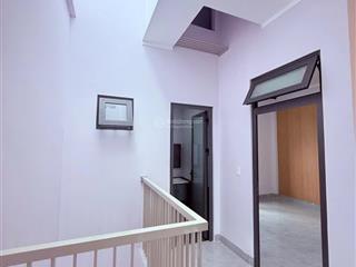 Bán căn nhà 1 trệt 1 lầu có thiết kế đủ công năng và thông thoáng cho gđ nhỏ