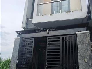Bán nhà 1 trệt 1 lầu ngay nguyễn hữu trí gần cầu bình điền shr