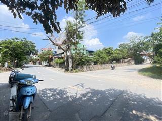 Bán đất tại đức hoà, 3,6 tỷ, 92m2, mặt tiền 5m, pháp lý đầy đủ trục kinh doanh .