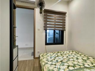 Chính chủ cho thuê 2n1wc, full đồ, tầng trung, view đẹp, giá 7,5 triệu bao phí dịch vụ, vào ở ngay