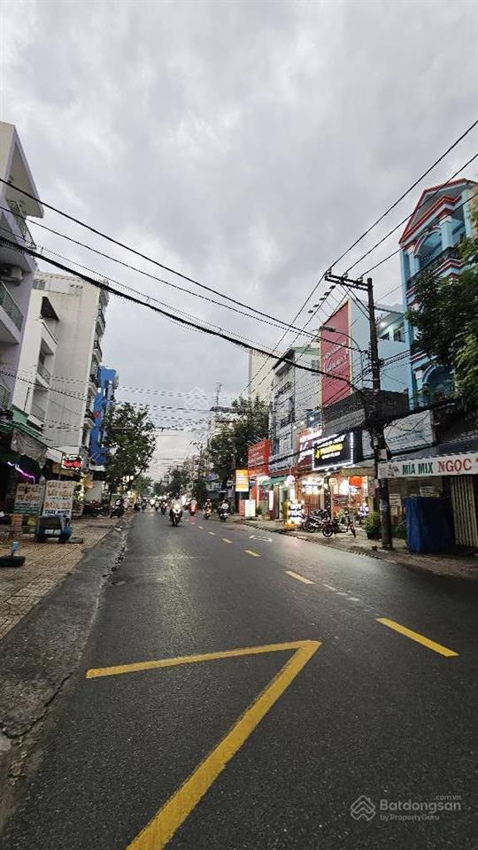 Tân phú  nhà ngang hơn 6m sát mặt tiền tân quý gần aeon  nhỉnh 7t