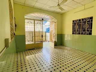 Bán nhà mt cách đường tây hoà vài bước chân, 71 m2 ngay tt phước long a, quận 9