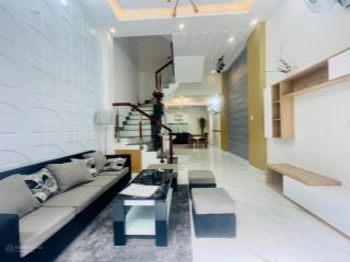 Nhà 3 lầu mới xây dt 4x18m mặt tiền chợ bà hom cũ, đường tỉnh lộ 10