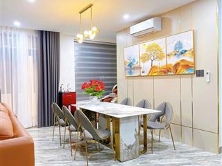 Vip hà quang 2 góc 2 mt , đối diện công viên nhà 4 tầng kinh doanh ổn định hàng tháng