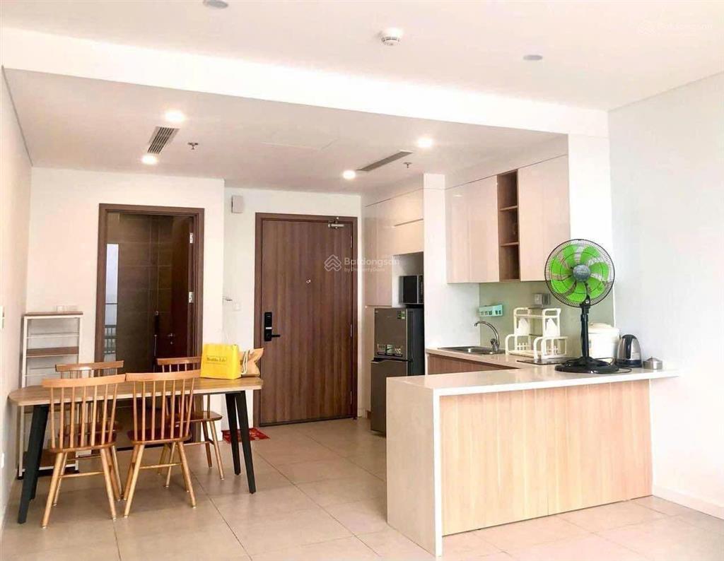 Scenia bay căn 2pn 2wc ban công đông nam cực mát mẻ giá 5.5 tỉ thối lại 5%