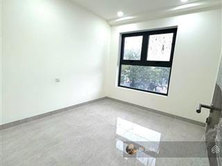 Cần bán căn hộ ccu01 tầng trung đẹp viêw sông mát mẻ