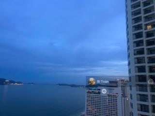 Bán căn hoa hậu 3 pn , tất cả các phòng đều nhìn ra biển , hiếm hoi đang đc bán 120m2