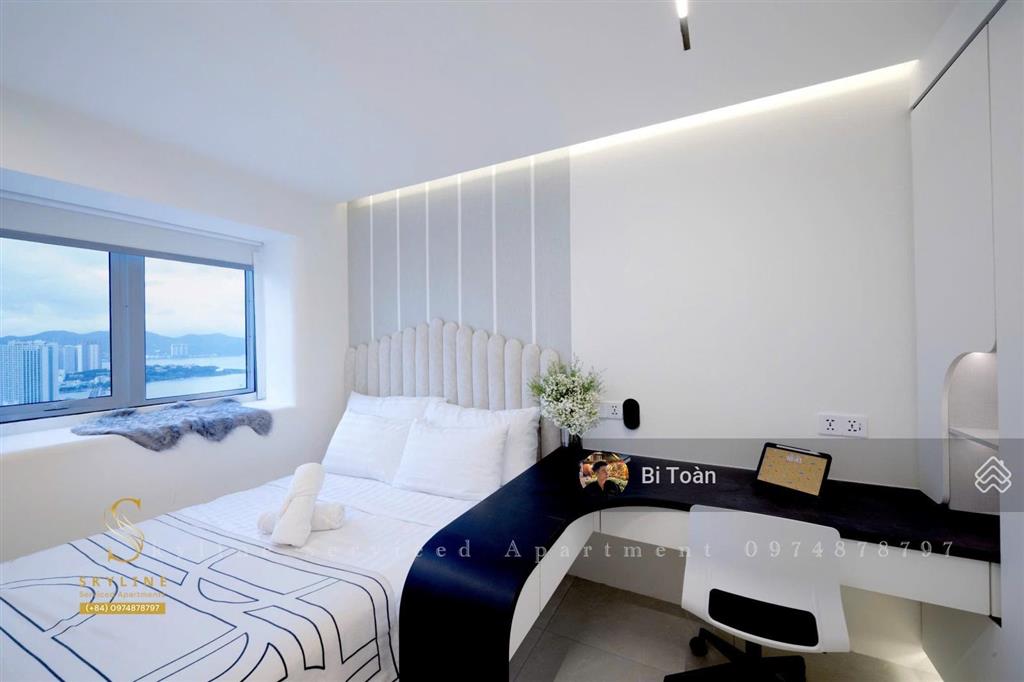 Căn vip duy nhất có sổ!
bán căn hộ goldcoast tầng cao 2 phòng ngủ, nội thất cực đẹp