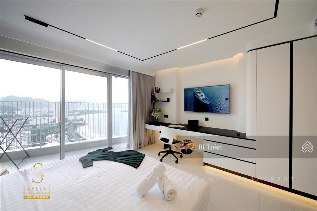 Căn vip duy nhất có sổ!
bán căn hộ goldcoast tầng cao 2 phòng ngủ, nội thất cực đẹp