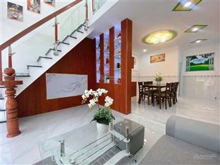 Cần bán gấp căn nhà khu đông dân cư xã bà điểm hóc môn dt 80m2