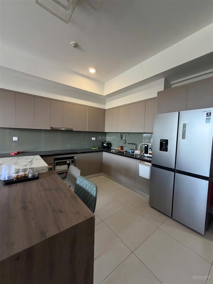 Cho thuê căn hộ west gate 113m2 full nội thất, view đẹp. call 0785 236 *** duy  an gia