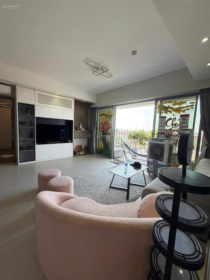 Cho thuê căn hộ west gate 113m2 full nội thất, view đẹp. call 0785 236 *** duy  an gia