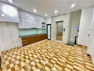 Hàng hiếm tại ngọa long bắc từ liêm, 6 tầng thang máy 7,3 tỷ,gần 40 m2, sổchính chủ, 10m ô tô tránh
