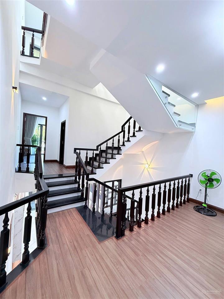 Nhà 3 tầng 58.6m2 ngang 4.3m  hxh thông lã xuân oai  nguyễn duy trinh  kd tốt  chỉ 4.65 tỷ