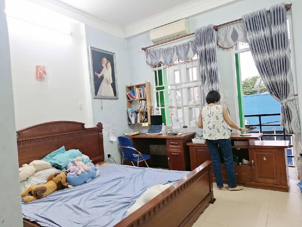 Thiện chí bán nhà 5 tầng mt đường số bình trưng đông chỉ 7.2 tỷ