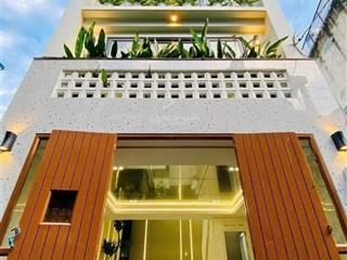 Tôi cần bán gấp nhà lê thánh tôn  q1 giá 5.050tỷ/67,2m2. cho thuê 30 triệu