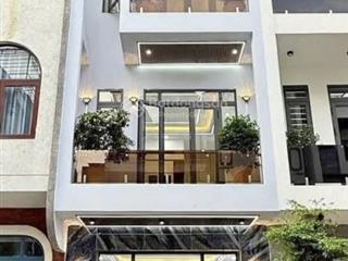 Cô ngà bán gấp nhà tạ uyênq5 giá 3.89tỷ/77,8m2. nằm gần chợ phụ tùng xe máy. cho thuê 28tr