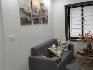 Nhỉnh 3 tỷ  nhà gần ngã tư sở  5 tầng  full nội thất