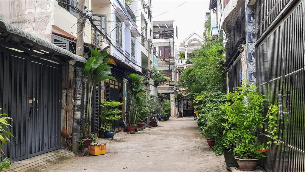 Bán nhà 3 tầng, tân phú, 4x15m, gần nguyễn sơn, hẻm 5m, nhỉnh 6 tỷ