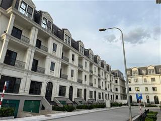 Bán liền kề jade square, 29,7 tỷ, 116m2 mặt hướng nam view vườn hoa. chính chủ, uy tín