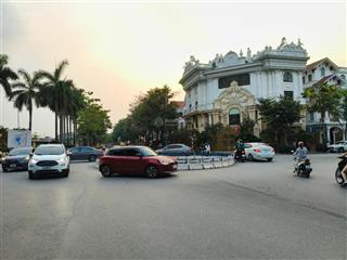 Bán biệt thự tt1 view đẹp, mặt tiền 10.8m tại thành phố giao lưu, 58 tỷ, 240 m2
