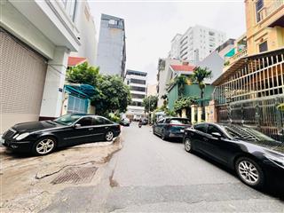 Lạc long quân  tây hồ  lô góc  7 tầng thang máy  ô tô đỗ cửa  1 nhà ra ô tô tránh  nhà đẹp