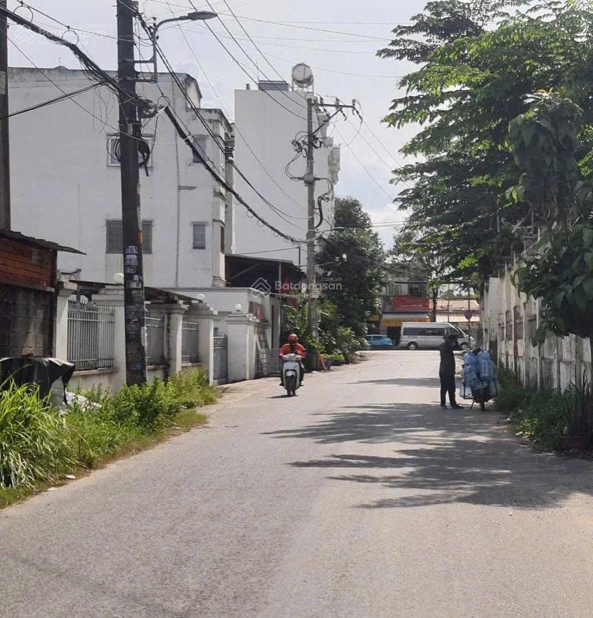 Bán đất vuông đẹp quận tây hồ 46m2 giá chỉ 6 tỷ, ngõ nông rộng, 30 mét ra mặt đường ô tô tránh