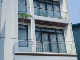 Bán nhà miêu nha  giá 6.7 tỷ  thang máy  cách chỗ đậu ô tô 10m  nhà 5 tầng nội thất và mới đẹp