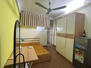 Bán nhà dòng tiền mỹ đình giá 8.2 tỷ  ô tô đậu cửa  nhà cho thuê 27 triệu/tháng. lô góc, 6 phòng