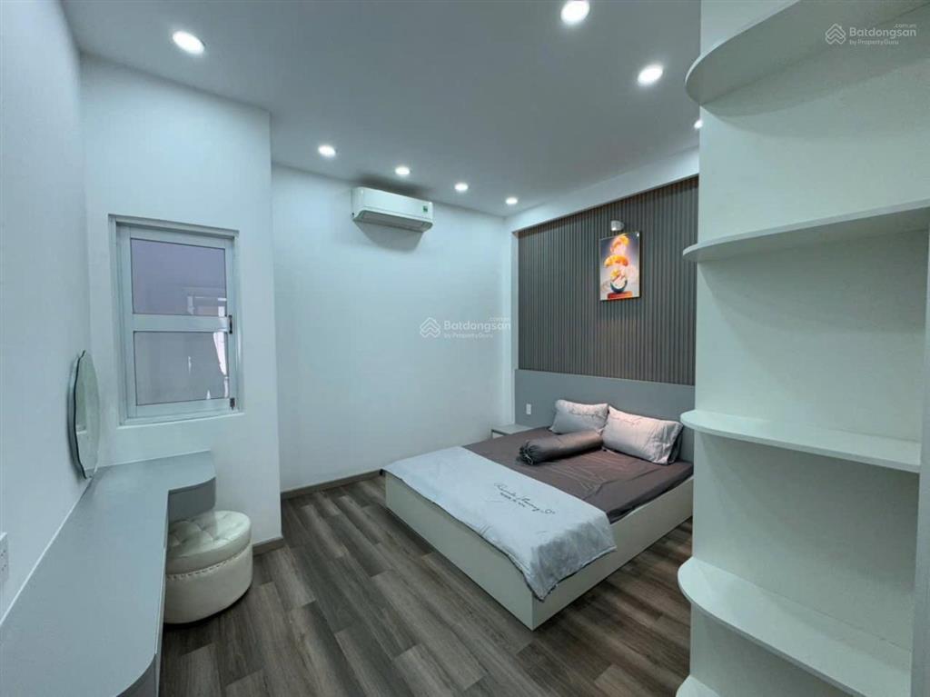 Chủ giảm 4,2 tỷ còn 8,3 tỷ  mtkd 4 tầng  70m2 ngay khu cityland đường số 9, p16, gv