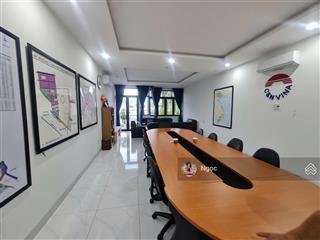 Bán toà văn phòng 4 tầng đường chính hữu cạnh biển phạm văn đồng khu đông khách hàn lưu trú