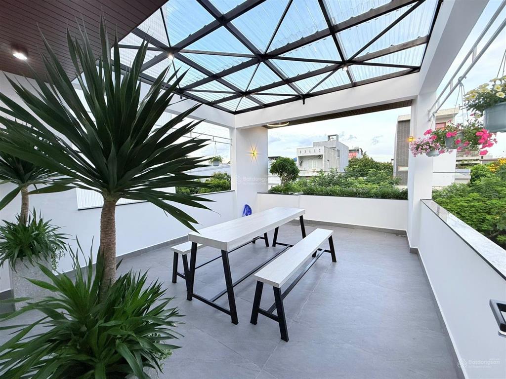 Siêu phẩm luxury mặt tiền hồ tùng mậu cách biển vài bước chân