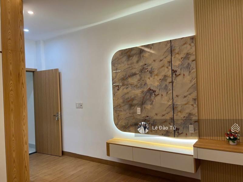 Bán nhà 3 tầng  full nội thất  vào ở ngay  kiệt gần tôn đức thắng