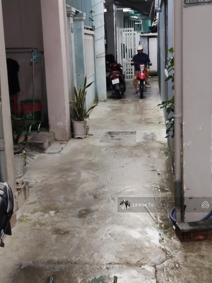 Nhà cấp 4 gác lửng  gần kiệt ô tô  khu dân cư an ninh  giá chỉ 3.05 tỷ