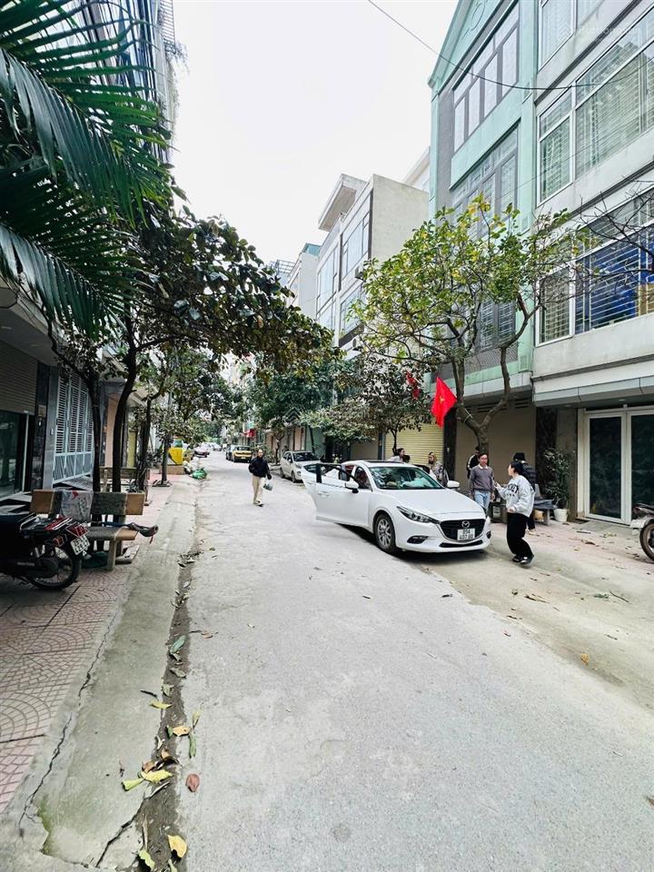 Bán nhà phân lô dương nội ô tô tránh vỉa hè rộng
