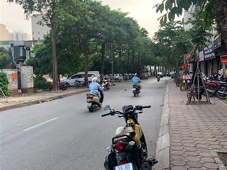 Bán đất 2 lô liền kề nở hậu diện tích 210m2 x 10 mét mặt giá 4,5 tỷ,  0833 679 ***