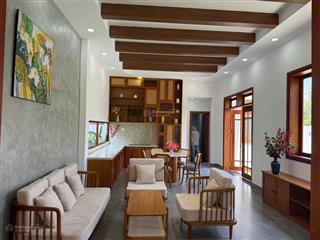 Thu hồi vốn  bán gấp căn 7 x22 (căn góc) đẹp bến lức 2 tỷ 300tr, shr