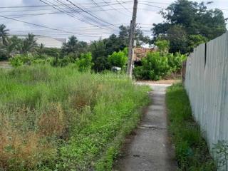 Bán lô góc 2 mặt tiền 206m2 nở hậu đường nguyễn trung trực, bến lức  20 triệu/m2  0931 778 ***