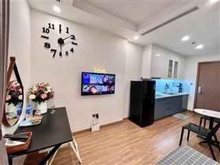 Tôi chủ nhà cần bán gấp ch studio, 30m2 sẵn hđ thuê hướng đông nam tại vinhomes green bay
