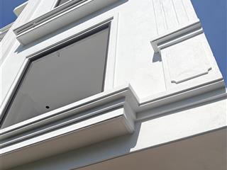 Bán nhà liên mạc38m2  4 tầng giá 4,95 tỷ. lô góc, gần phố, đại lộ tây thăng long, cầu thượng cát