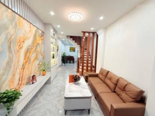 Tt bắc từ liêm  lô góc, ngõ thông, ôtô đỗ cửa, full nội thất. dt35m /mt3,5m  chỉ 6,3 tỷ