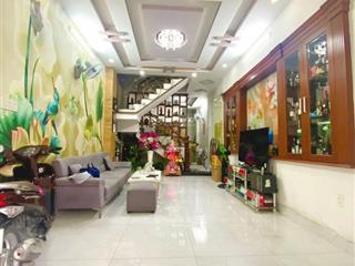 Nhà đang cho thuê 8tr/tháng tại đ. trần hưng đạo, đông hoà bán với nhà siêu mềm