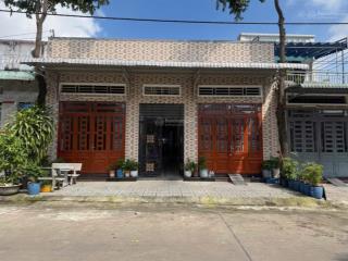 Dãy phòng trọ 12 phòng 2 kiot doanh thu 16tr/tháng tại phường thới hoà, bến cát giá 1 tỷ 050.