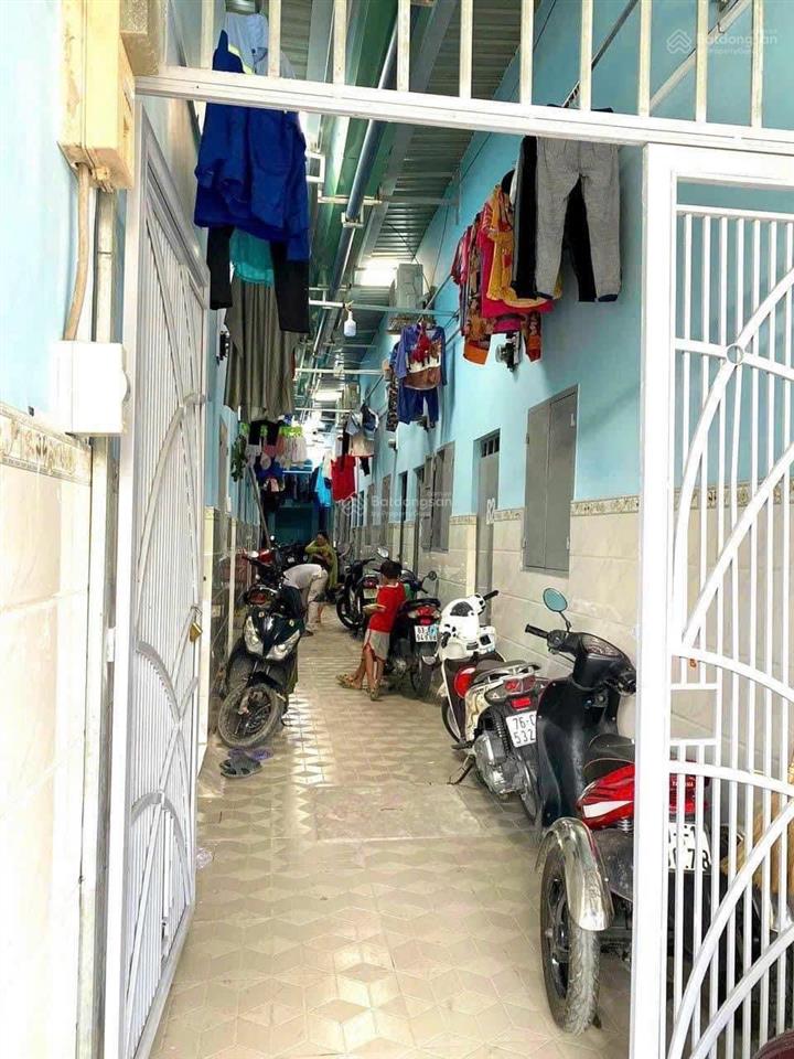 Dãy trọ 300m2 ngay xã vĩnh tân, lai uyên liền kề kcn vsip 2 đang cho thuê 20tr/tháng giá chỉ 1tỷ280