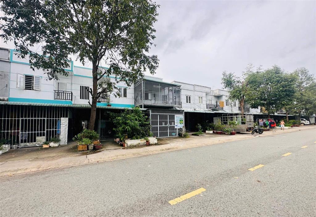 Cắt lỗ dãy trọ giá 950tr tại đường.n7, lai hưng, bàu bàng doanh thu 10tr/th, liền kề kcn becamex