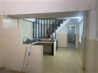 Căn hộ dt 15tr sát mặt tiền hoàng diệu kiệt nhựa ô tô tải 4pn riêng biệt đối diện chợ