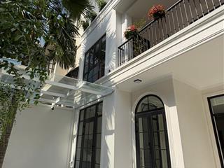Bán biệt thự châu âu 2/7 nguyễn thành ý, p đa kao, quận 1|8x16m| tường villa 0934 161 ***