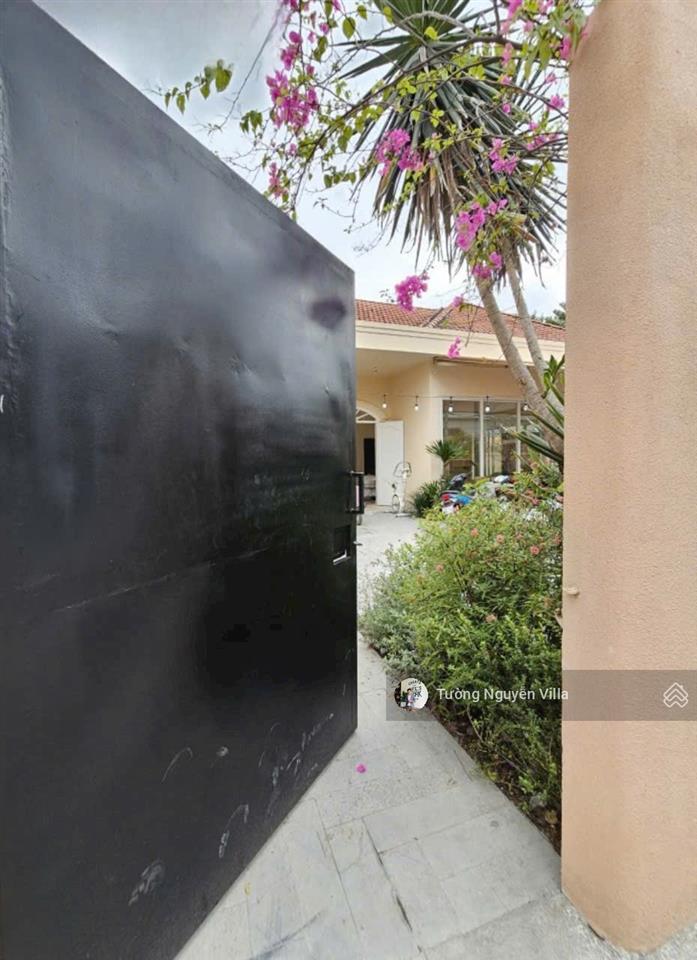 Bán biệt thự gần sông sài gòn 10 đường số 6, thảo điền, q2 | 28x30m | tường villa 0934 161 ***