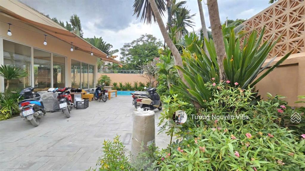 Bán biệt thự gần sông sài gòn 10 đường số 6, thảo điền, q2 | 28x30m | tường villa 0934 161 ***